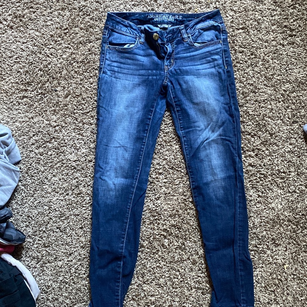 Size 6 regular superstretch American Eagle jeans